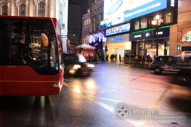 Piccadilly London winter night