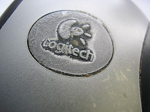 Logitech_MX700_03.jpg: 676x507, 100k (2011-05-09, 13:37)