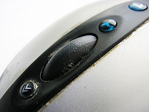 Logitech_MX700_04.jpg: 1024x768, 145k (2011-05-09, 13:37)