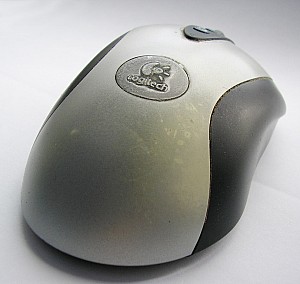 Logitech_MX700_02.jpg: 810x768, 113k (2011-05-09, 13:37)